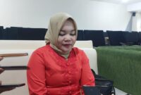 Kades Perangan Baru, Fitriati.