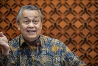 BI dan People's Bank of China (PBoC) memulai rangkaian uji coba interkoneksi layanan QRIS antara Indonesia dan China kemarin (17/8). (Foto: ANTARA FOTO/BAYU PRATAMA S)