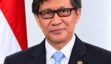 Dewan Pertimbangan Presiden (Wantimpres), Rocky Gerung seusai dilantik di Istana Negara, Jakarta, Jumat (02/10/26). (Istimewa)