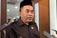 Ketua DPRD Kukar, Ahmad Yani Saat Berada Diruang Rapat Banmus, Pada Senin (12/10/26). (Hen/Fajarborneo).