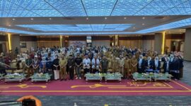 Bupati Kukar, Aulia Rahman Basri, saat berada di  Festival Lokal Gemini Award 2026 yang diselenggarakan Disdikbud Kukar untuk mendorong pemanfaatan kecerdasan buatan sebagai media pembelajaran bagi guru, Selasa (27/10/2026). (Hen/Fajarborneo)